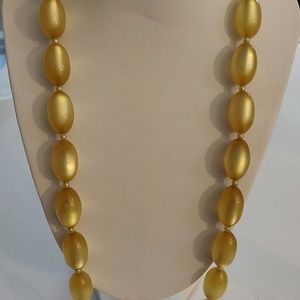 Beautiful Vintage 23" Yellow Moonstone Necklace